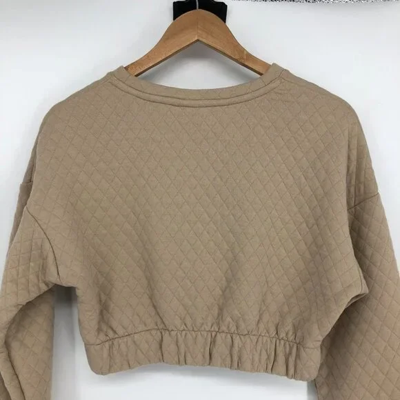 Twik by Simons Diamond Quilted tan Pullover Cropped Sweatshirt NWT SP - Picture 10 of 15